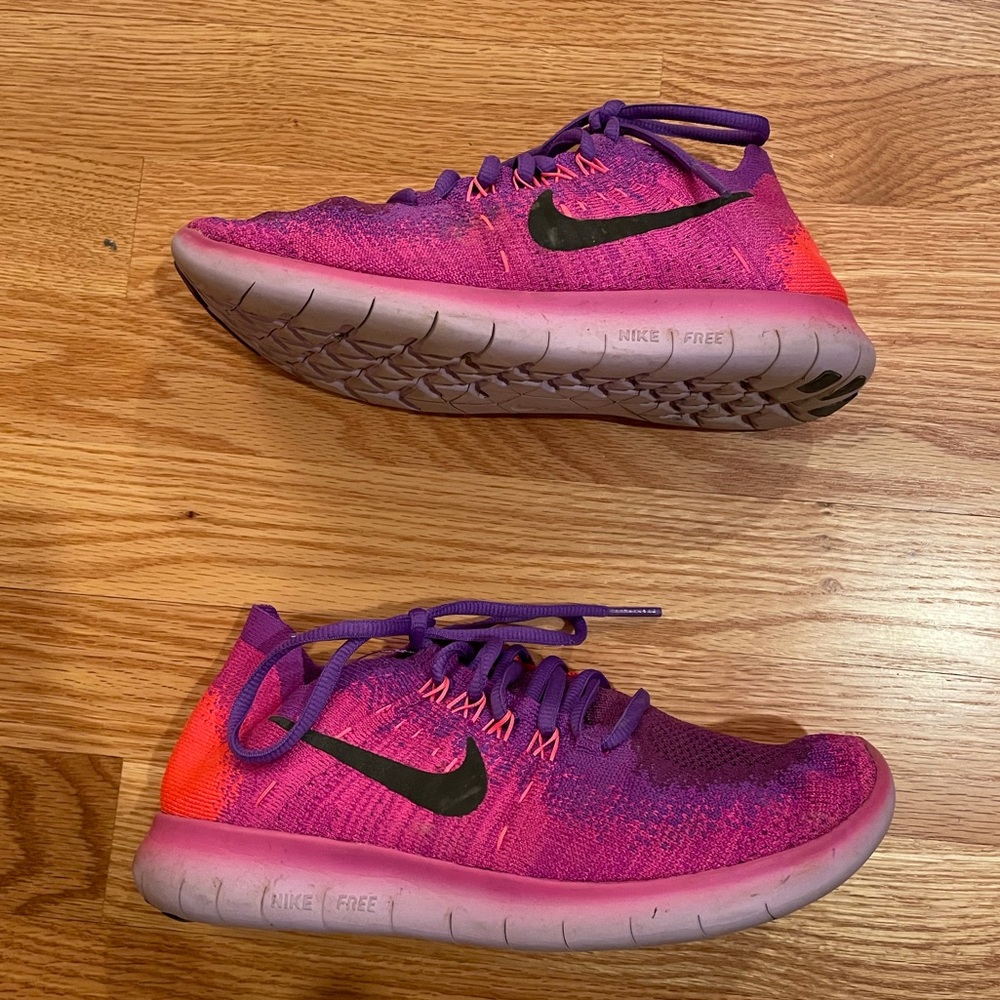 Nike Free Knit Sneakers